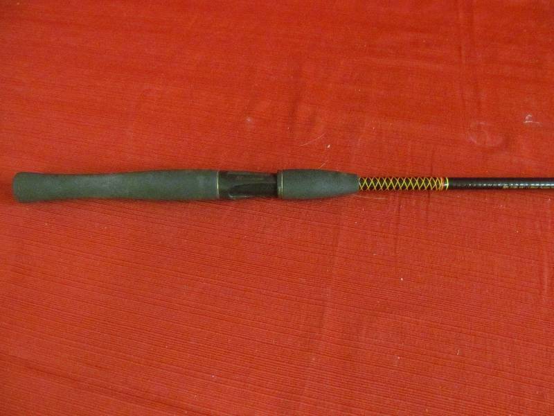 lot 168 image: Shakespeare Ugly Stick fishing rod