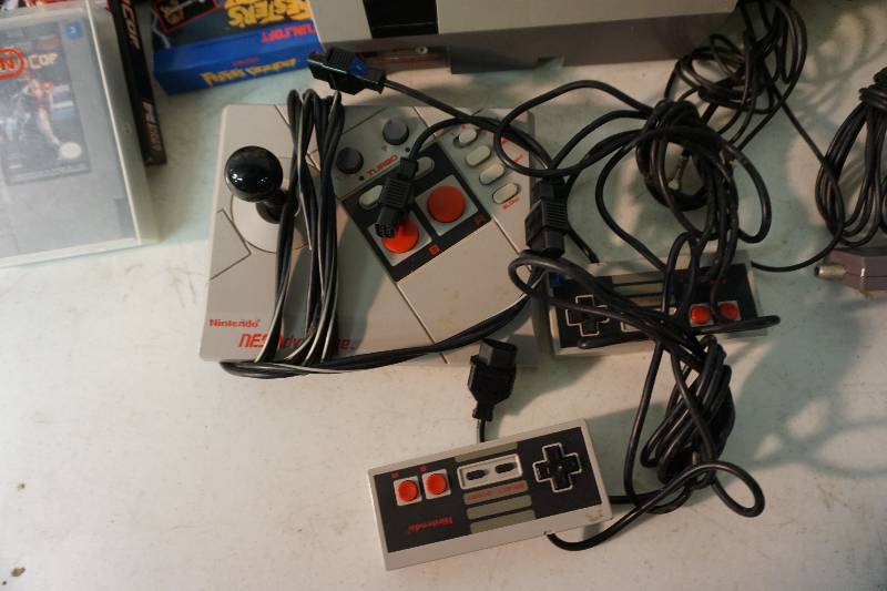 Nintendo Video Game Controller With Games