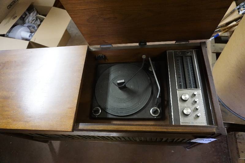 Antique Motorola PhonographRecord Player Wood Hutch