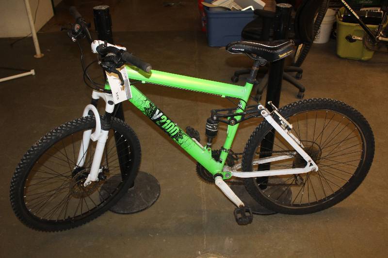 V2100 22 Mountain Bike