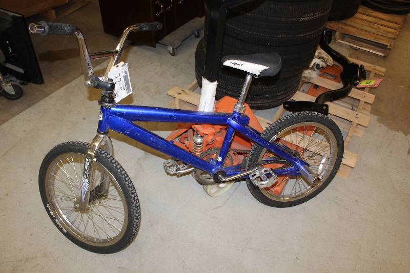Next FL-20 16 DirtTrick Bike