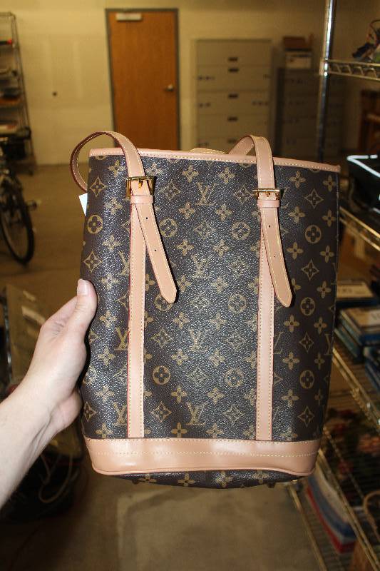 Louis Vuitton Hand Bag