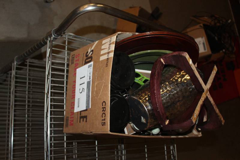 Box Lot of Table Decorations