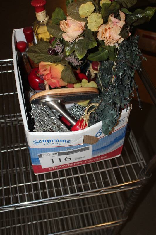 Box Lot of Table Decorations