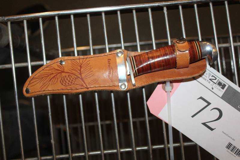 Hunting Knife w Sheath