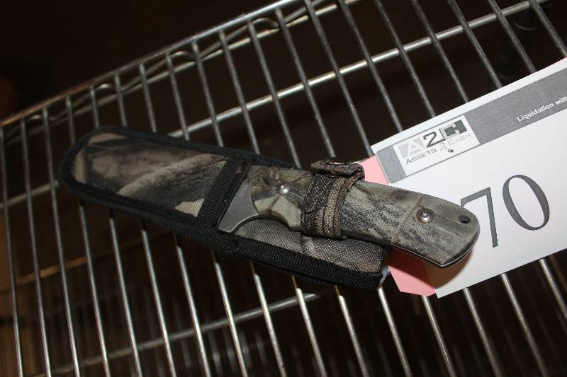 Hunting Knife w Sheath
