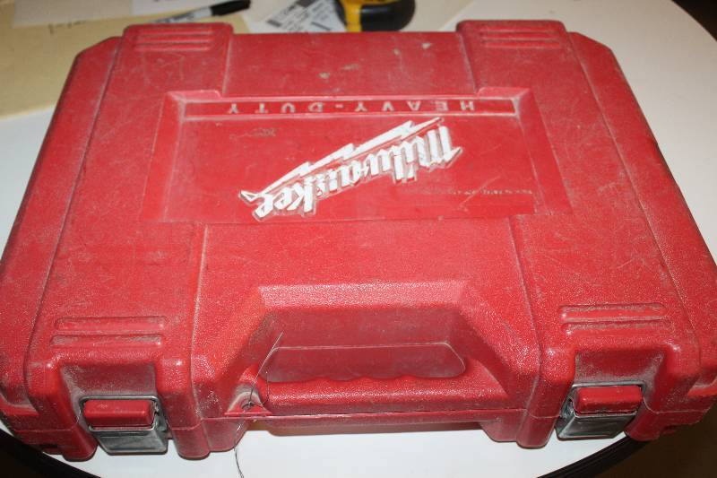 Milwaukee 26mm Rotary Hammer w Case