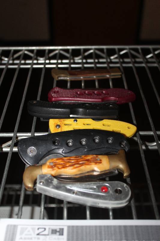 Lot of (7) Folding Knives