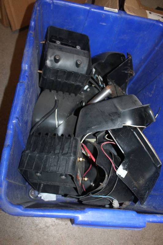 Box Lot of Lighting
