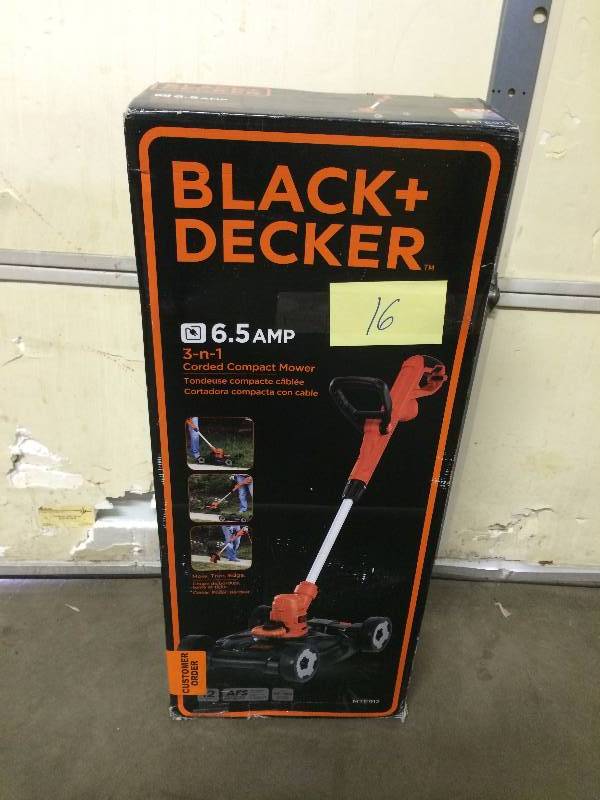 lot 16 image: Black and Decker 12 in. 6.5-Amp Electric 3-in-1 Trimmer and Edger and Mower New