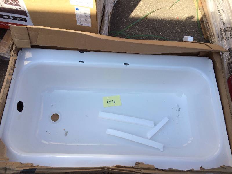 lot 64 image: Bootz Industries Honolulu 46-12 in. Right Hand Drain Soaking Tub in White