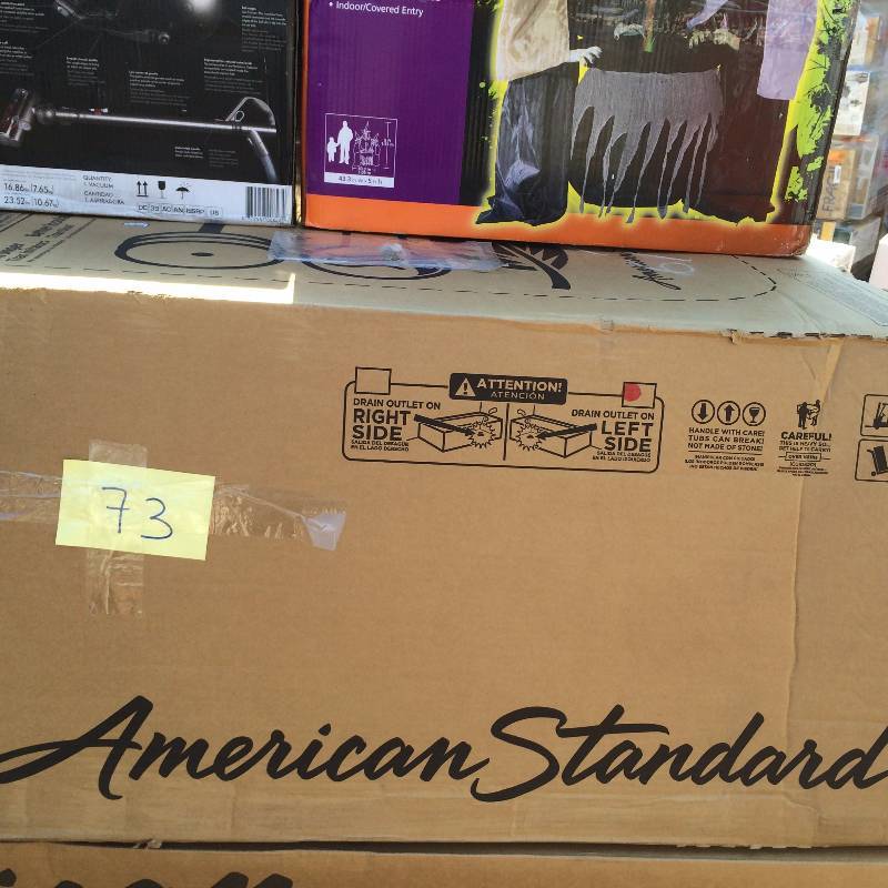 lot 73 image: American standard Princeton 5 ft. Left Hand Drain Bathtub in White New