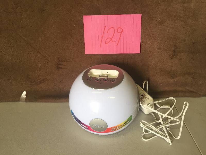 lot 129 image: iHome GlowTunes