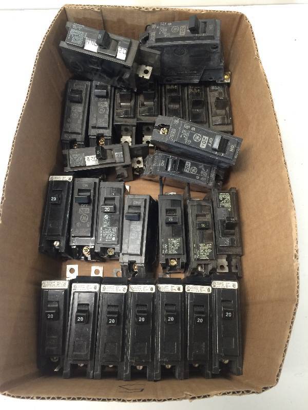 lot 17 image: 26 Breakers