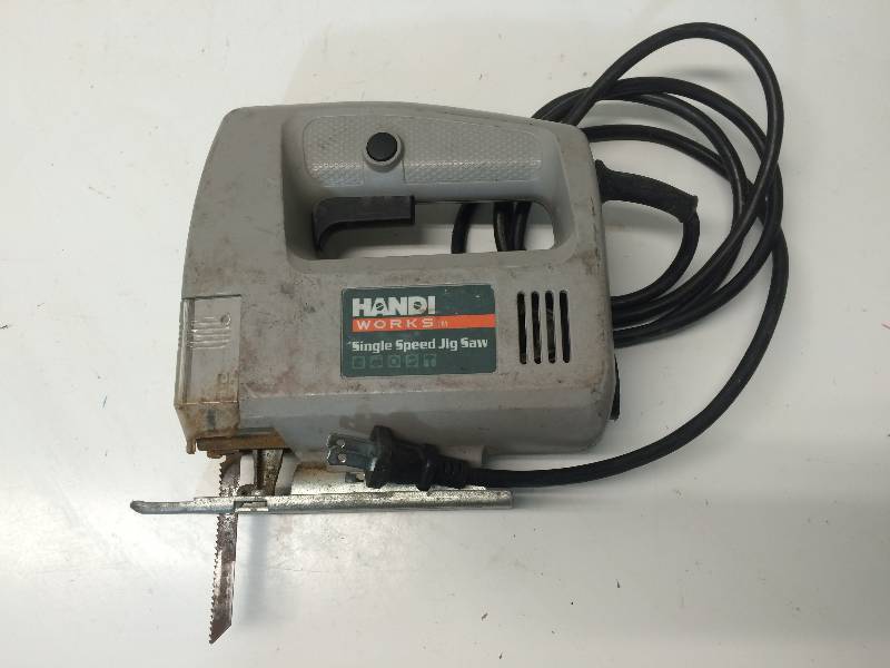 lot 19 image: Jig Saw