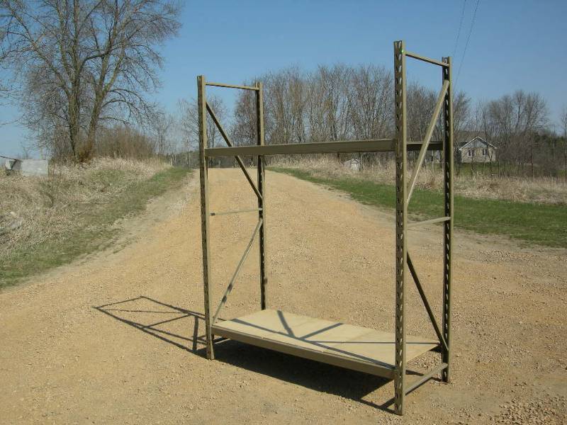 lot 2 image: Gorilla Pallet Racking