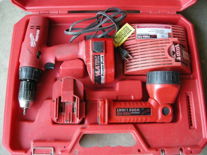 Milwaukee power plus 14.4 drill hot sale