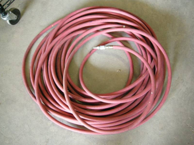 lot 28 image: Air Hose