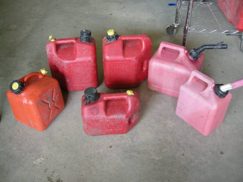 lot 40 image: Gas Cans
