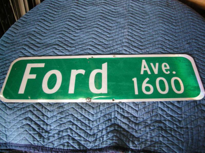 lot 49 image: Aluminum Ford Sign
