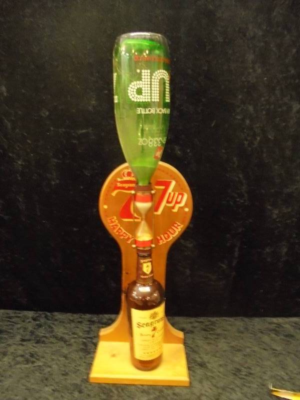 lot 7 image: Seagrams 7 & 7UP Happy Hour Mixer