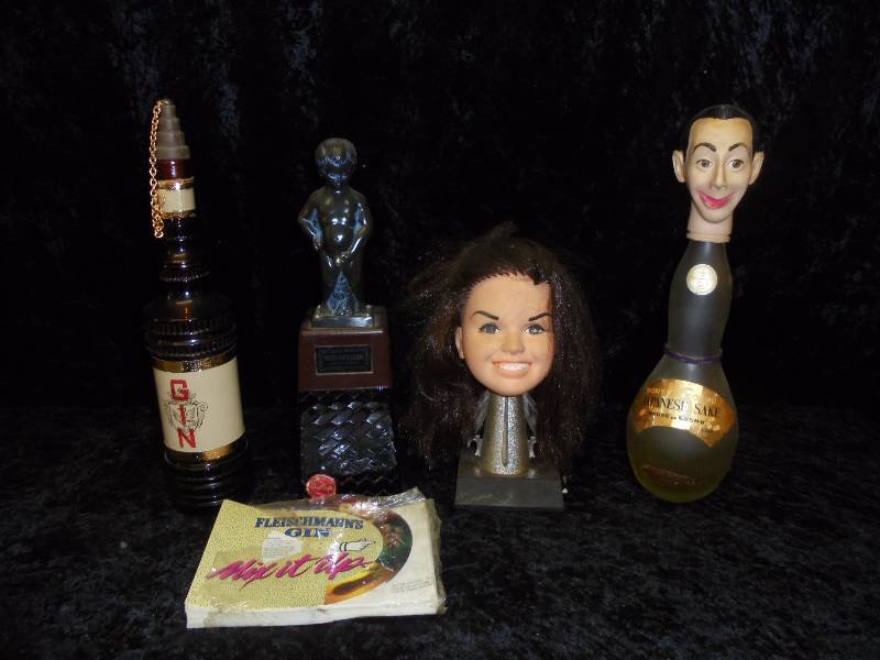 lot 31 image: Lot - Misc Decanters (Gin, Mannequin) & Other Goofy Bar Stuff
