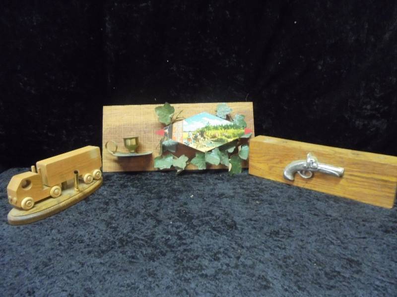 lot 38 image: Lot - Misc Wooden Items (Pistol on Wood, etc)