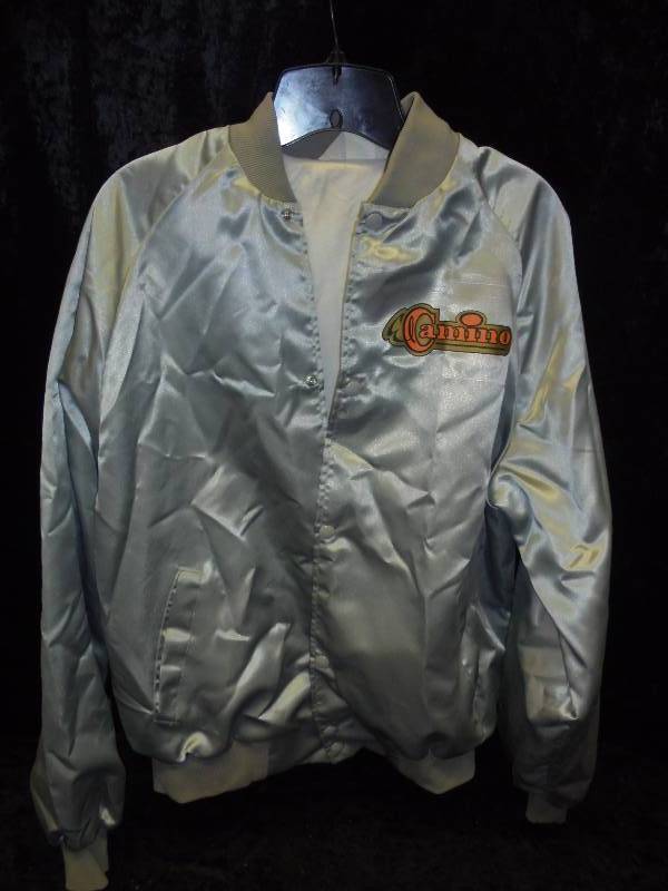 lot 72 image: El Camino Jacket - Size ML