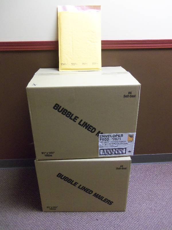 200 Padded Envelopes