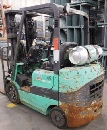 lot 4 image: 2004 Mitsubishi FGC25K Forklift