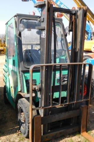 lot 5 image: 2008 Mitsubishi FG25N Forklift