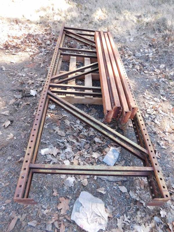 lot 22 image: Pallet Racking