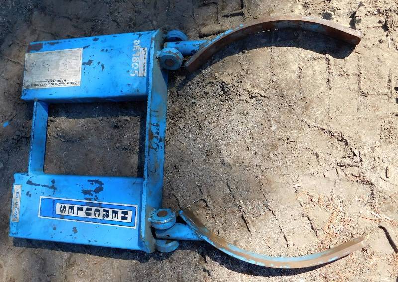 lot 43 image: Drum Handler