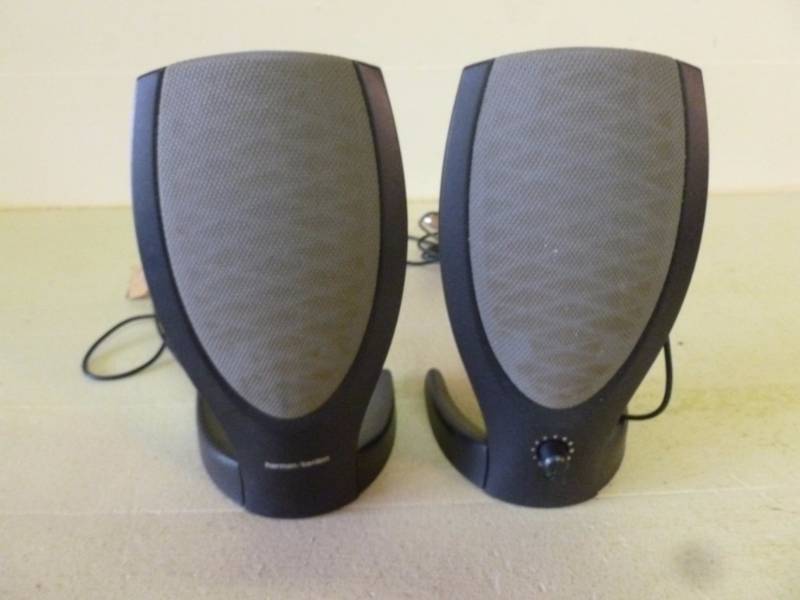 lot 18 image: Harman Kardon Speakers
