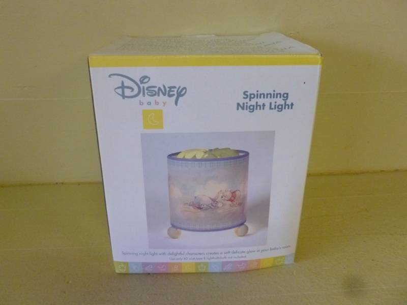 lot 52 image: Disney Lamp