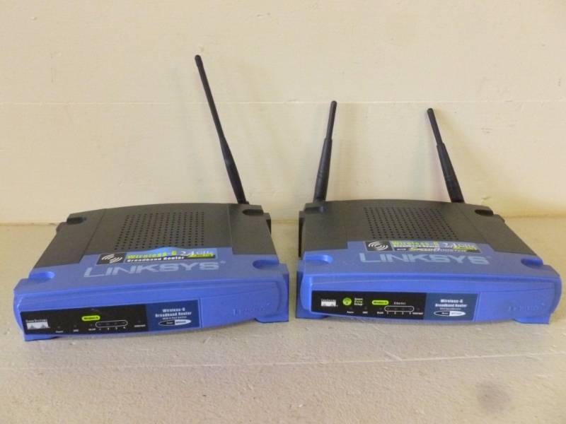 lot 84 image: Broadband Router