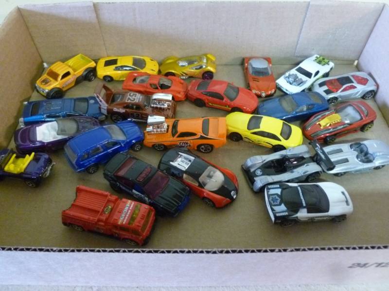 lot 122 image: Hot Wheels