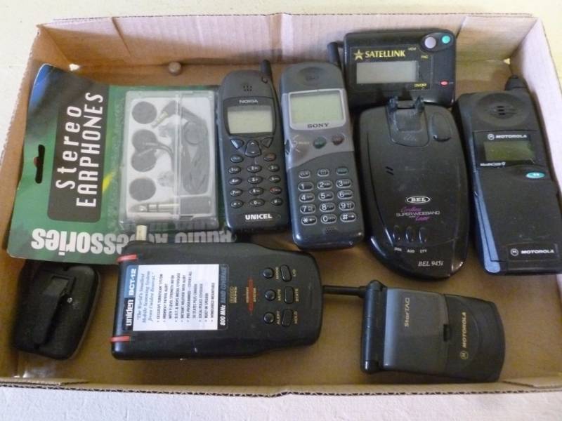 lot 158 image: Cell Phones
