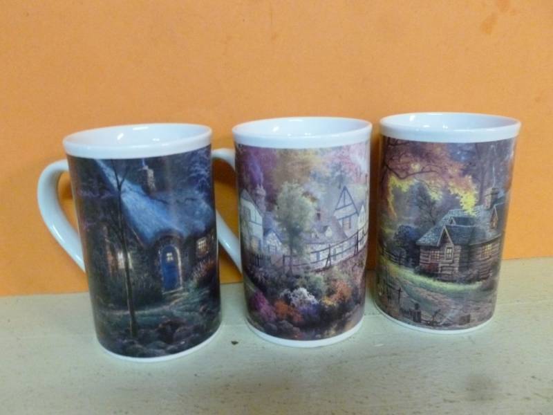lot 169 image: Thomas Kinkade Mugs