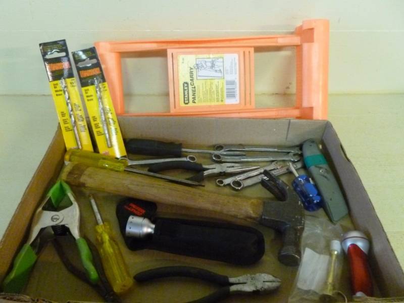 lot 199 image: Tools