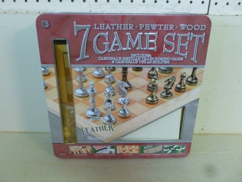 lot 245 image: Game Set