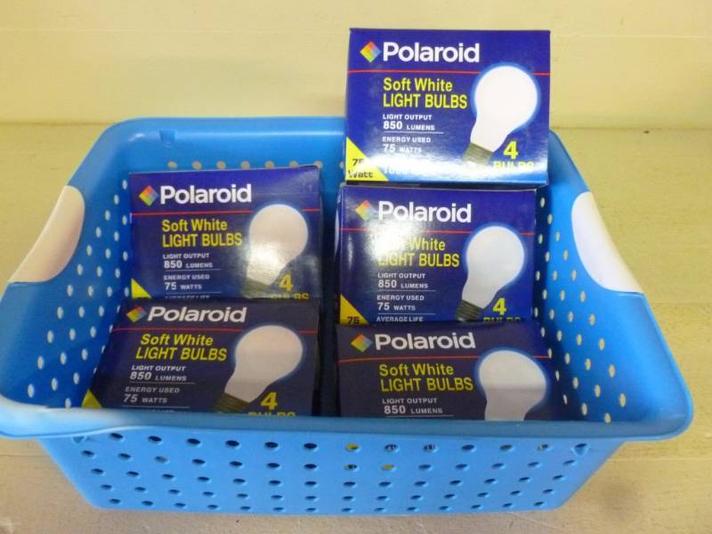 lot 268 image: New Light Bulbs