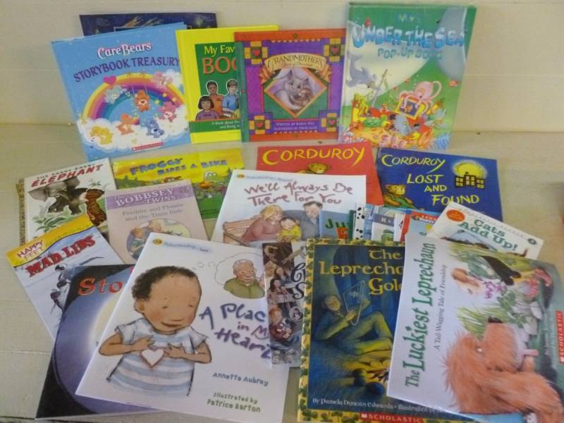 lot 276 image: Kids Books