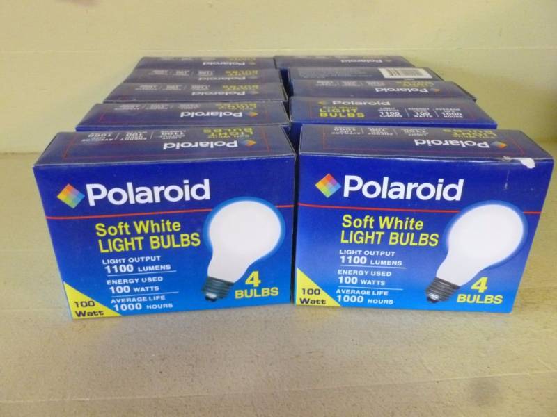 lot 281 image: New Light Bulbs