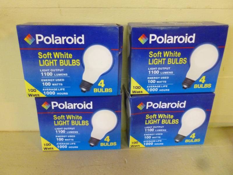 lot 283 image: New Light Bulbs