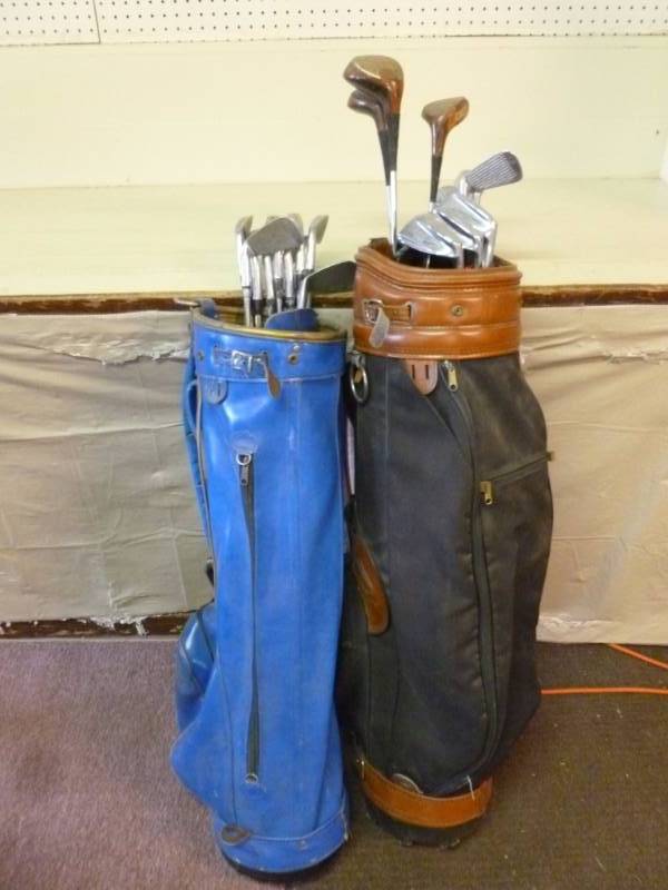 lot 296 image: Golf Clubs