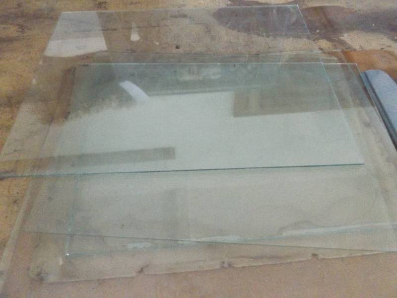 Lot of Glass Panes, Clipboard