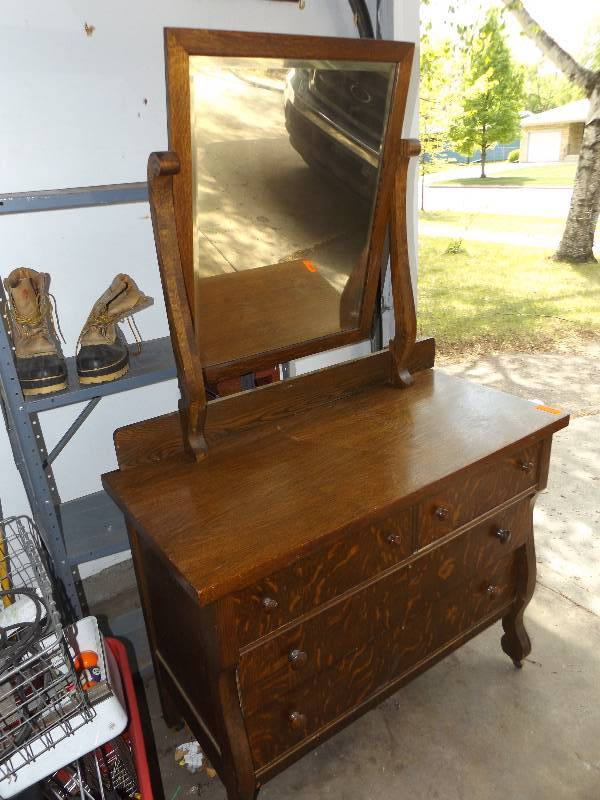 Oak Dresser with Beveled Mirror (dovetailed)