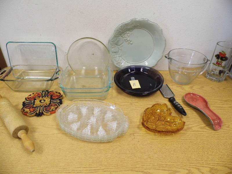 Pyrex & Dishes