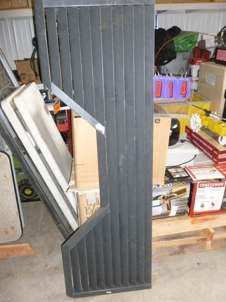 SnS Auctions # 207 Outdoor misc. consignment
